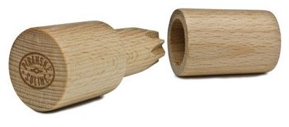 Salzmörser aus Holz.
